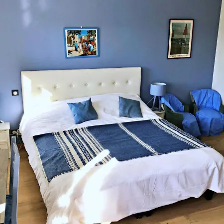 Gite De Lucat Bed & Breakfast *